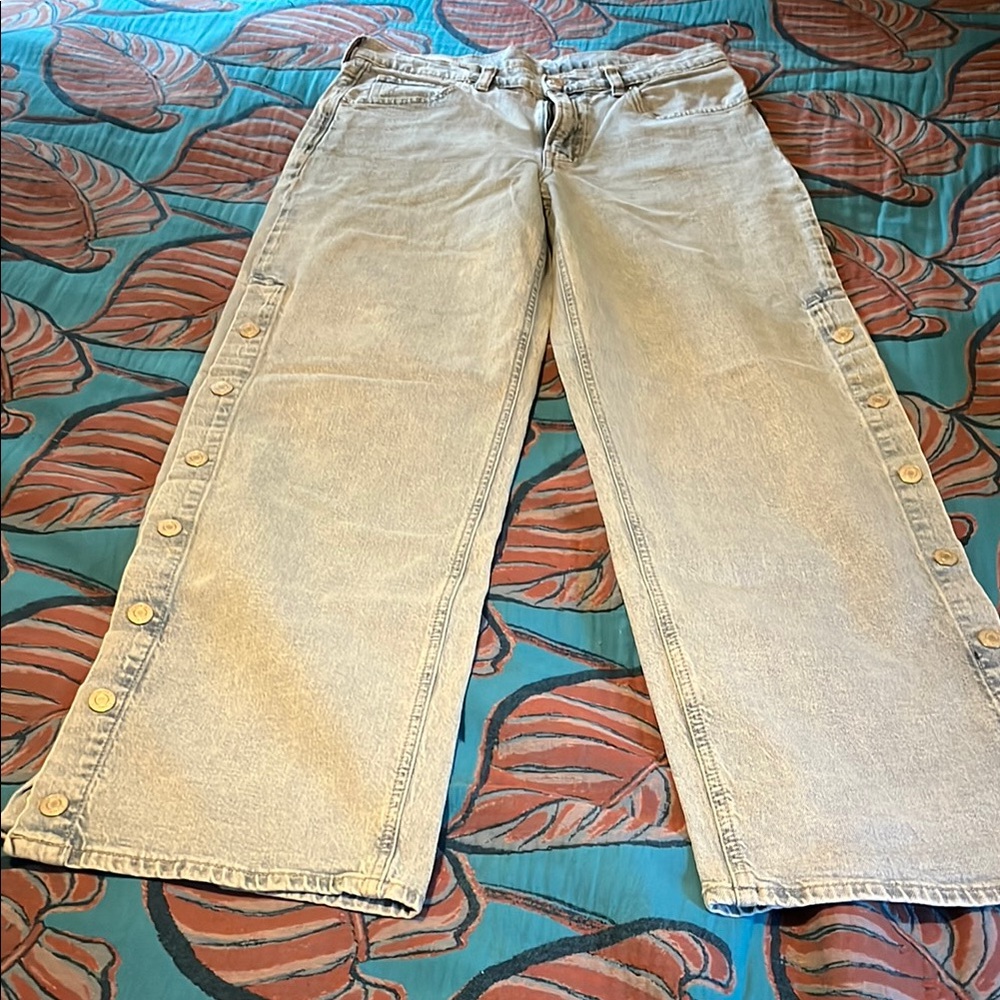 GAP Wide Leg Jeans with Button Accents